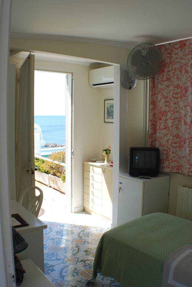 Hotel La Palma Sant'Angelo  Exteriör bild