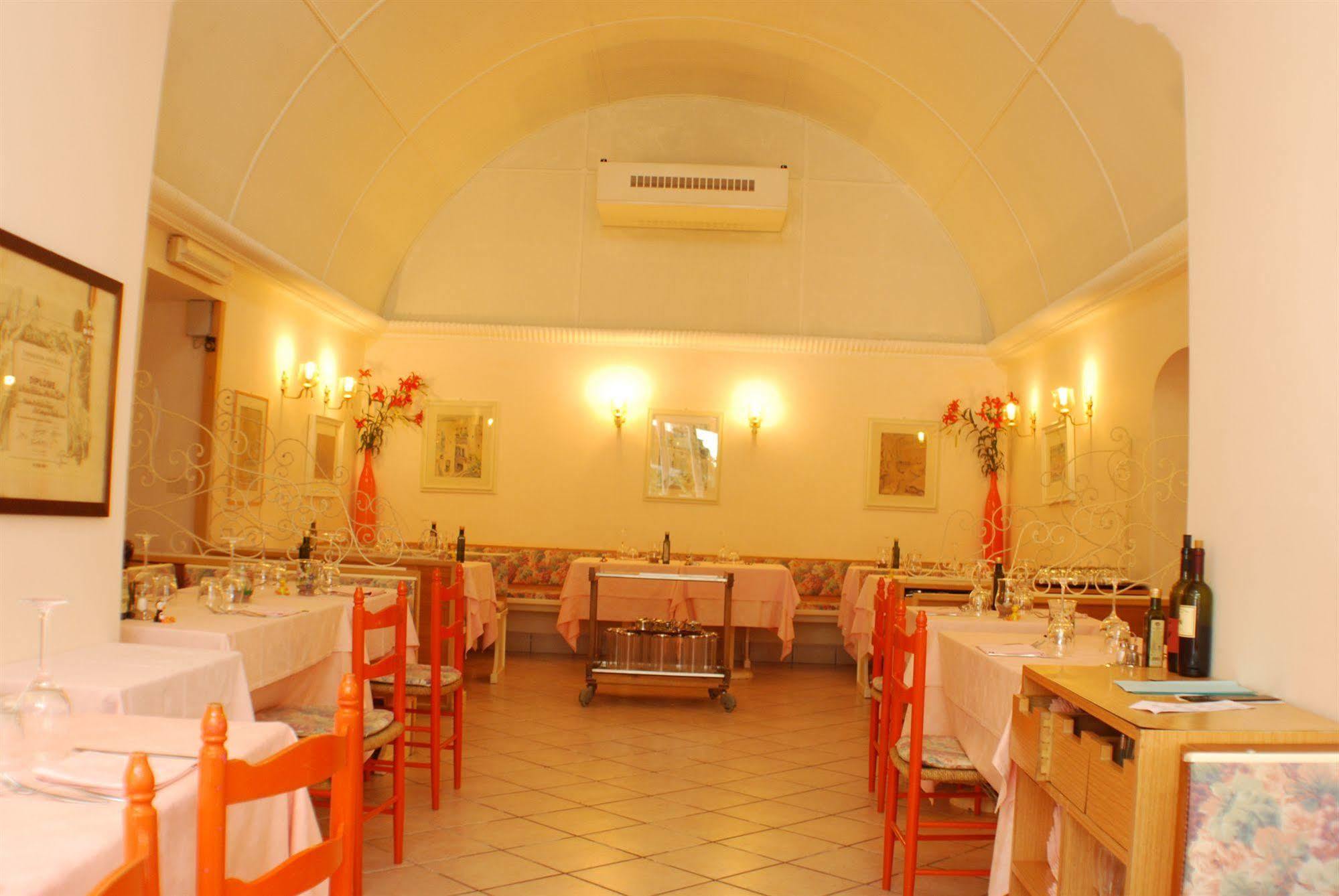 Hotel La Palma Sant'Angelo  Exteriör bild